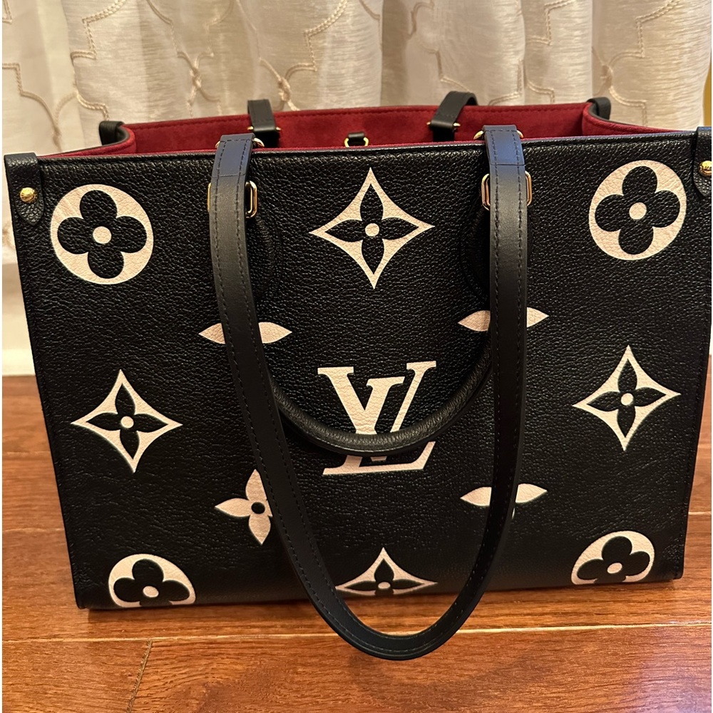Louis Vuitton On the Go MM Black/Beige Bicolor Monogram Empreinte Leather